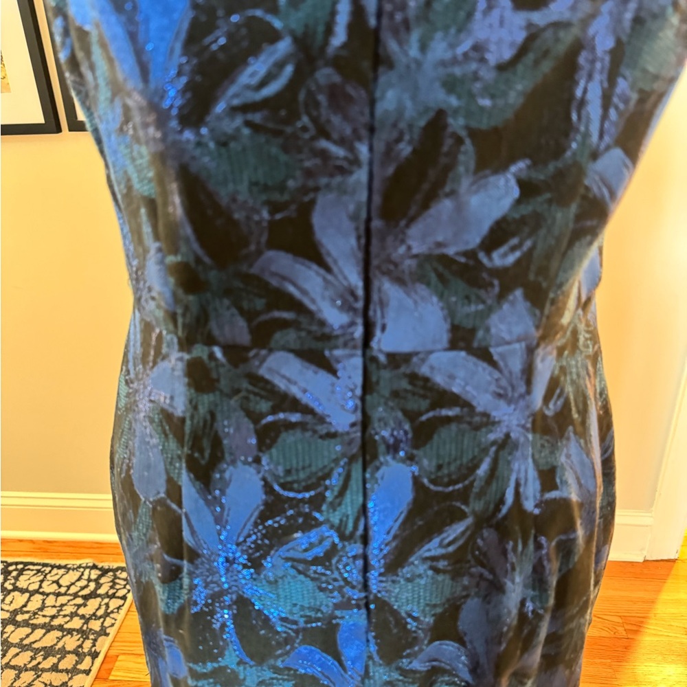 Elegant Blue Floral Off-Shoulder Dress - Picture 15 of 16